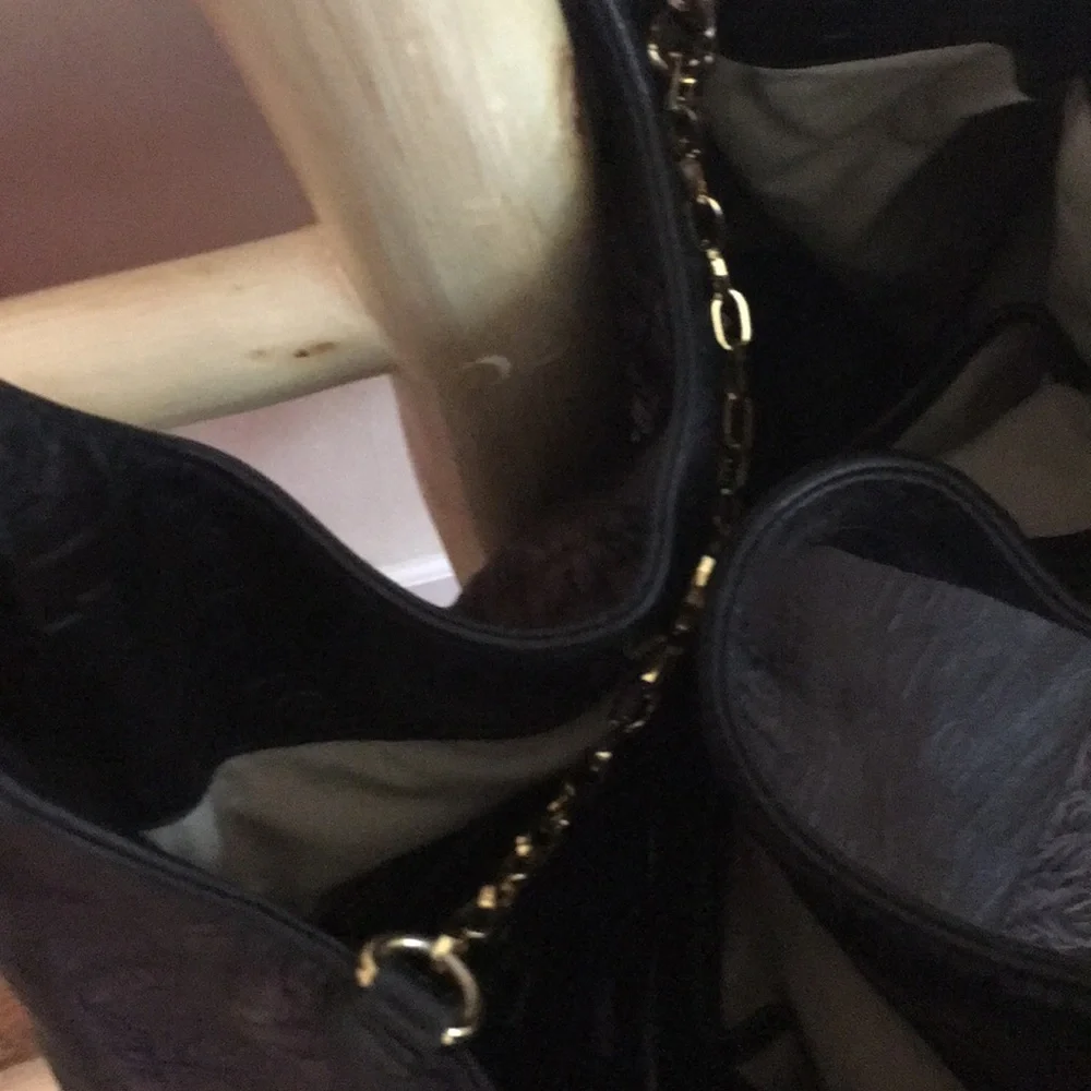 Tory Burch Black Leather Shoulder Bag